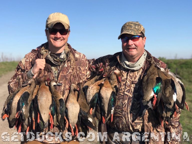 Argentina Duck Hunting La Paz Best Waterfowl Combo Hunts Argentina   Duck Hunting In Argentina 6722 768x576 